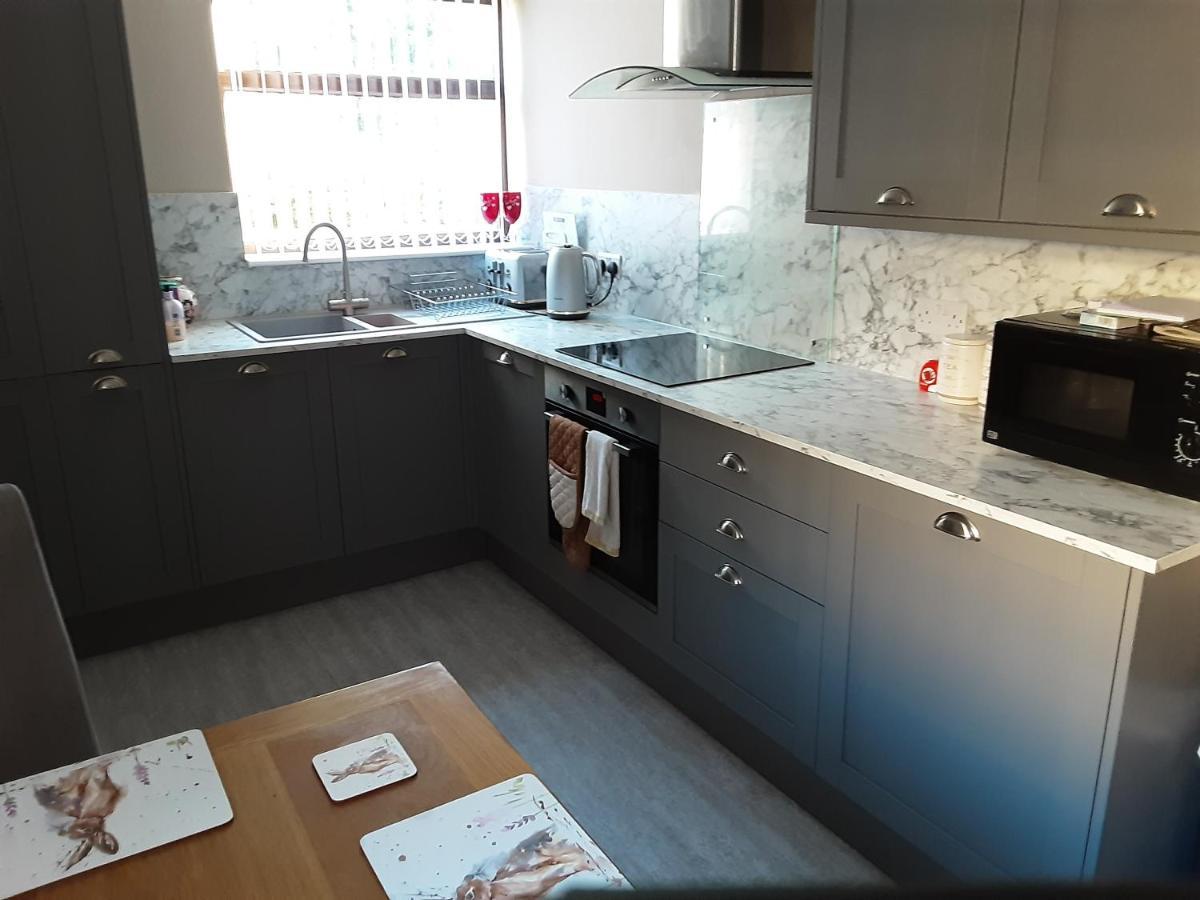 3-Bed Bungalow Near Conwy Valley Close To Castle Colwyn Bay Εξωτερικό φωτογραφία