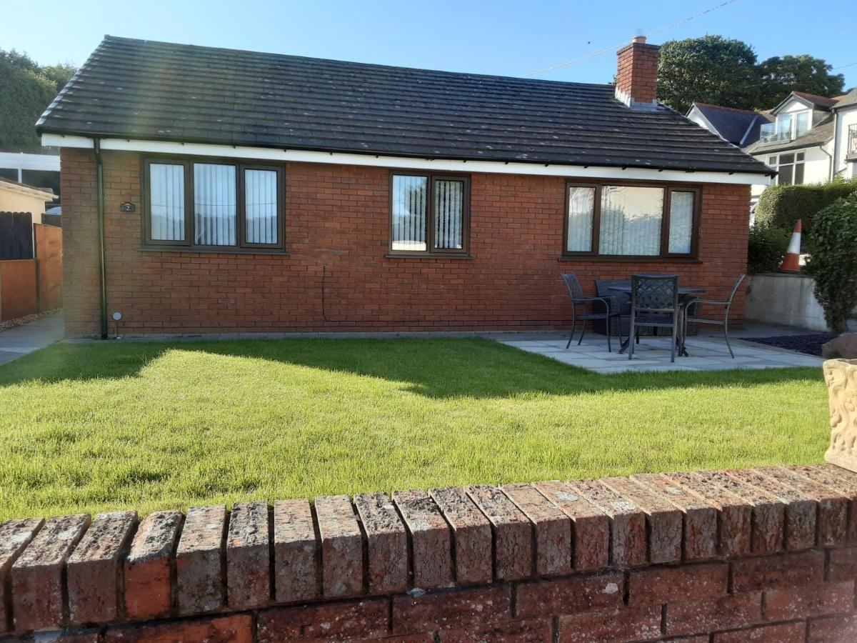 3-Bed Bungalow Near Conwy Valley Close To Castle Colwyn Bay Εξωτερικό φωτογραφία